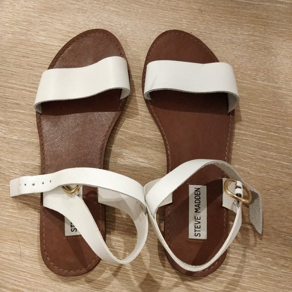 Steve Madden White Leather Donddi Sandals - US 7 - Picture 2 of 3